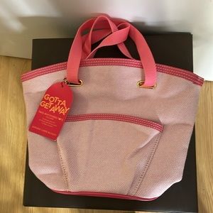 Bath & Body Works coral colour tote bag NWT